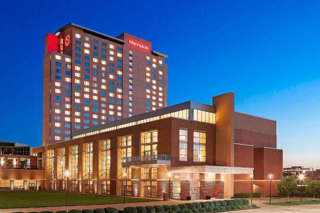 Sheraton Overland Park Hotel at the Convention Center Main image 2